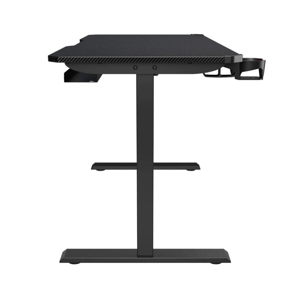 E-Ares 120 : le bureau gaming compact motorisé qui mise sur le RGB et la sécurité 3 Bureau Gaming COUGAR E ARES 120 côté