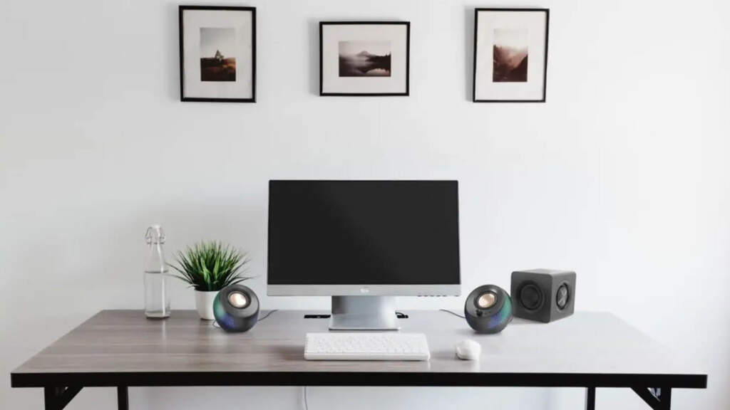 Le Black Friday s'invite chez Creative : les meilleures offres sont ici 14 Creative Pebble X Pluqs