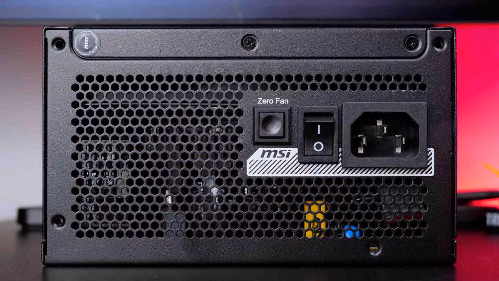 MSI MPG A1000GS face arriere secteur bouton zero db