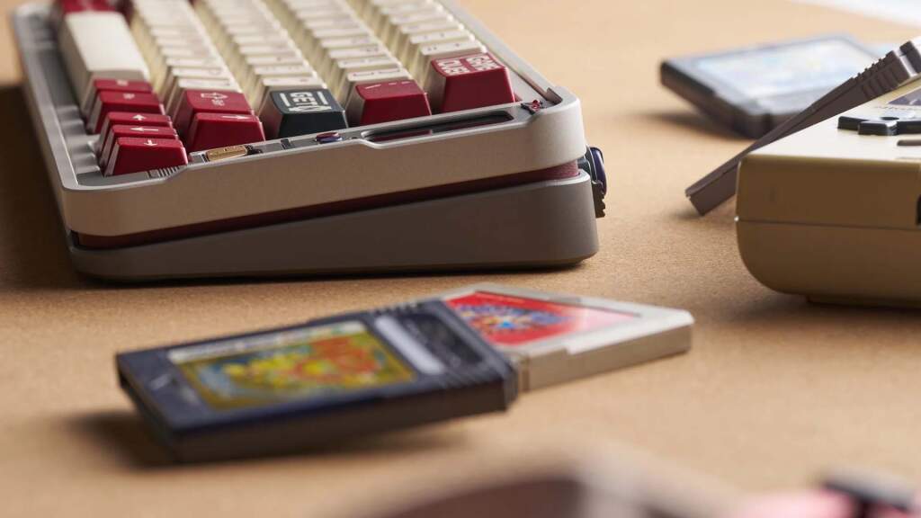 QK65 MK3 : Qwertykeys ouvre les précommandes de son clavier mécanique rétro avec écran et mini‑jeux 4 QK65 Mk3 retro 01