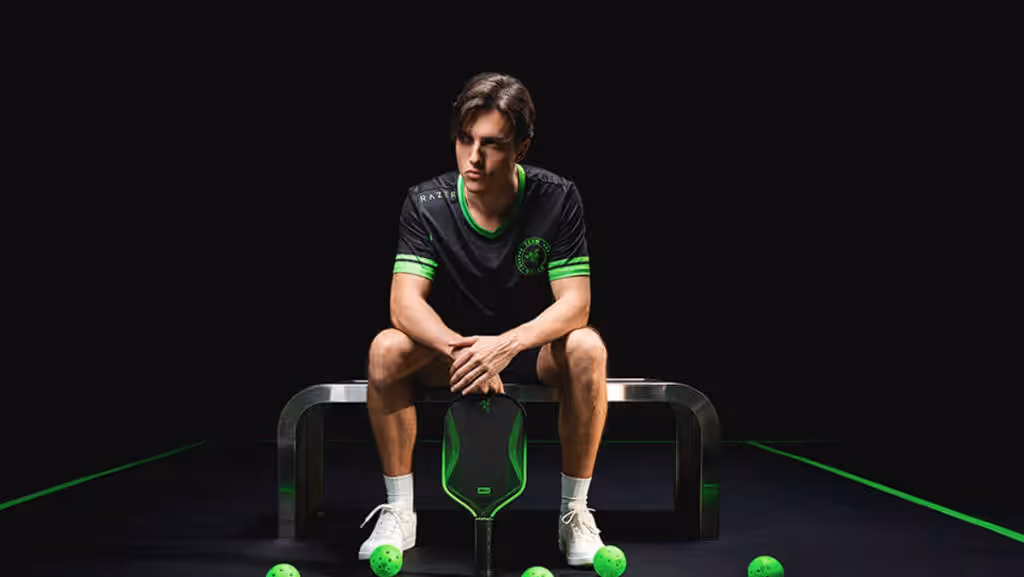 Razer JOOLA Perseus Pro IV joueur