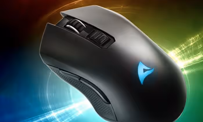 Sharkoon SKILLER SGM30W : souris bimode 6 000 DPI avec recharge sans fil et éclairage RVB 1 Sharkoon SKILLER SGM30W Couv