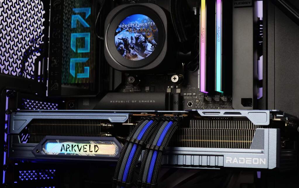 Unboxing de la ASRock Radeon RX 9070 XT Monster Hunter Wilds Edition 16 asrock amd radeon rx 9070 xt steel legend monster hunter 16 go montage pc demo 03