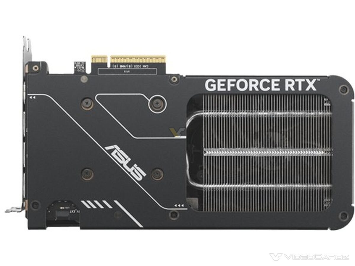ASUS Dual RTX 5060 EVO : PCB raccourci et connecteur PCIe 5.0 x8 inédit au catalogue 3 Carte graphique ASUS GeForce RTX 5060 EVO Dual vue de côté montrant PCB raccourci, refroidissement à double ventilateur et co
