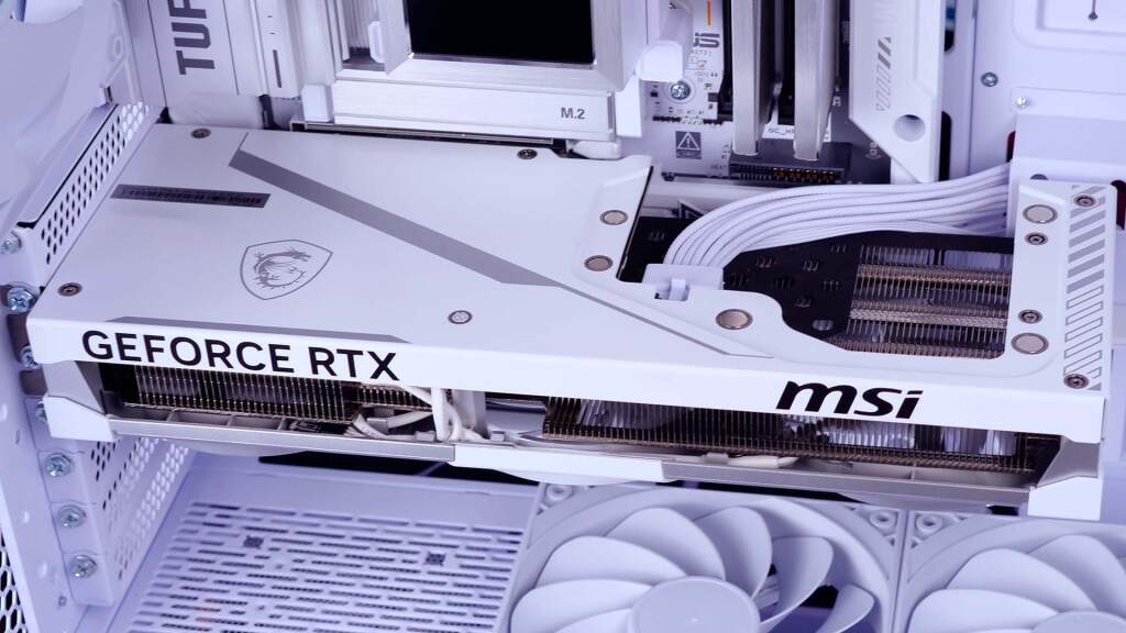 msi rtx 5070 ti ventus 3x pz montage dans pc