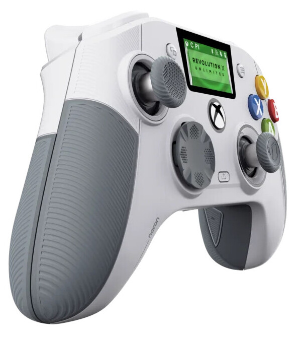 Manette Nacon Revolution X Unlimited édition anniversaire inspirée Xbox 360, design rétro, boutons programmables, filaire/USB, finition noire et chrome