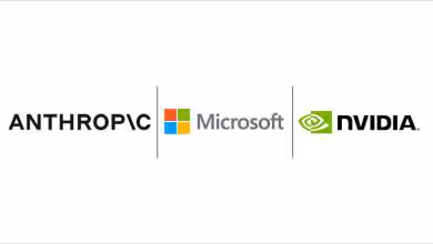 Logos Microsoft NVIDIA et Anthropic sur fond technologique illustrant partenariat Claude et Azure, serveurs et puces GPU