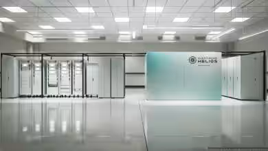 Quantinuum Helios : lancement du quantum computer le plus précis pour l’entreprise 3 Quantinuum Helios – ordinateur quantique entreprise, châssis rack, câblage cryogénique, processeur qubits haute précision