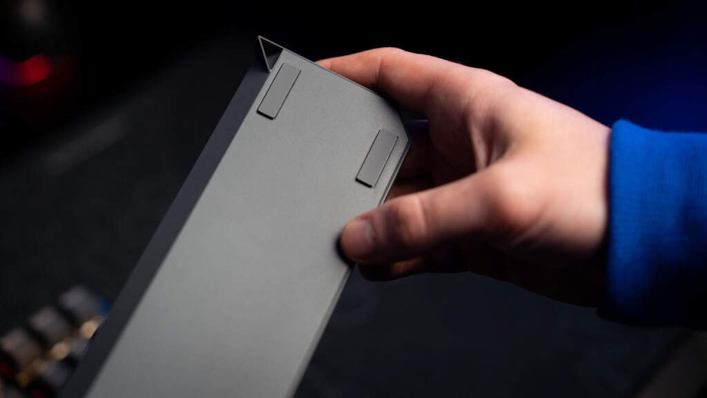 ENDORFY Thock 75% Palm Rest V2 : un repose poignets premium pour un confort durable 10 ENDORFY Thock 75% Palm Rest V2 patins