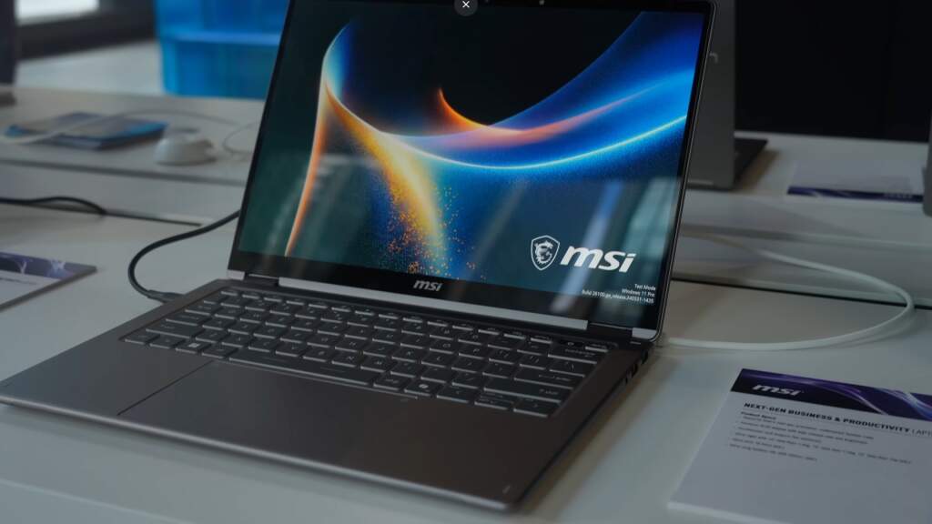 msi laptop Panther Lake core ultra 300 01