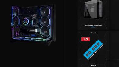 Boîtier PC préassemblé Paradox Customs sans RAM installés, carte mère visible et slots mémoire vides