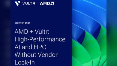 Baie de serveurs GPU AMD Instinct MI355X dans supercluster IA Vultr Ohio, racks, refroidissement, câblage réseau haute densité