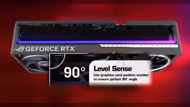 Carte graphique ASUS GeForce RTX avec éclairage RGB vibrant, fond rouge sombre et contrasté