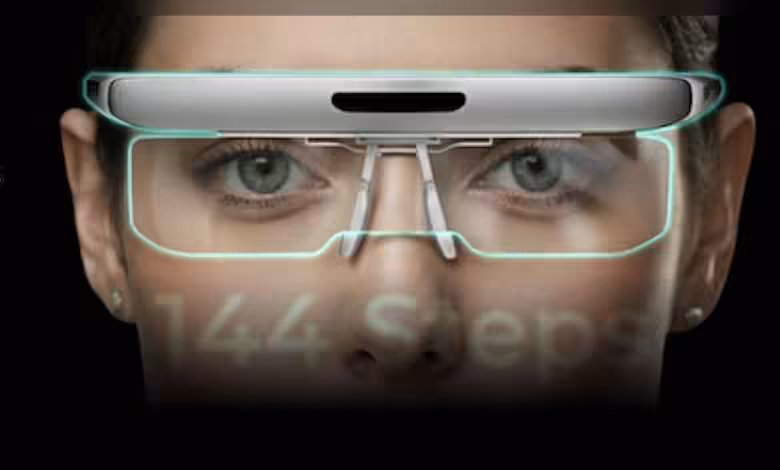 Edenlux Eyeary : des lunettes d’entraînement visuel avec 144 points de focus 1 Lunettes Edenlux Eyeary affichant une interface d'entraînement visuel futuriste.