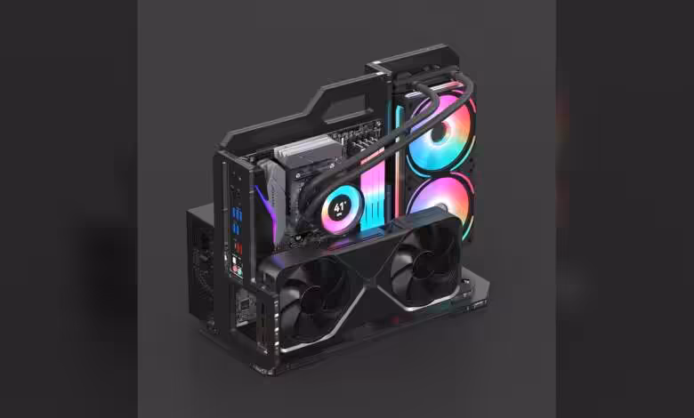 Geeek Exo 1 : boîtier open-air microATX à 69,99 $, précommandes et specs clés 1 Boîtier open-air Geeek Exo 1 microATX avec composants internes installés et éclairage RGB.