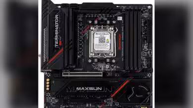 Carte mère Maxsun B850M PRO II avec socket visible et détails du design.