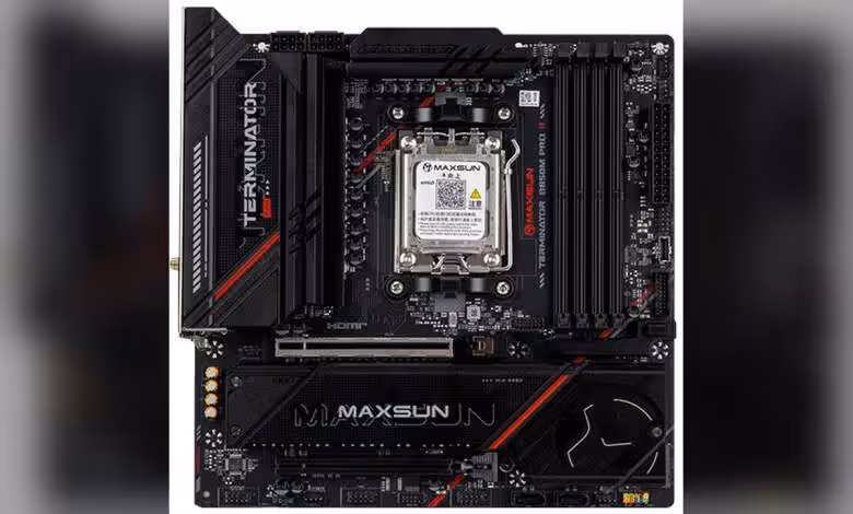 Maxsun B850M PRO II WIFI7 : carte mère micro-ATX, M.2 plein débit, 130 € 1 Carte mère Maxsun B850M PRO II avec socket visible et détails du design.