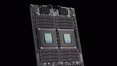NVIDIA Vera CPU en solo : 88 cœurs Armv9.2, FP8 natif et NVLink pour défier Xeon/EPYC 7 Carte mère avec double processeur NVIDIA Vera sur fond noir