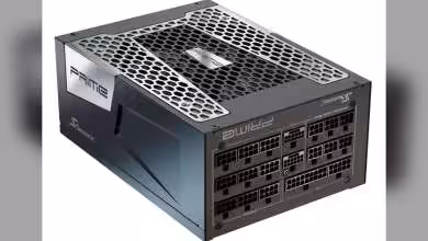 Alimentation Seasonic PRIME TX-1600 avec connecteurs modulaires en gros plan