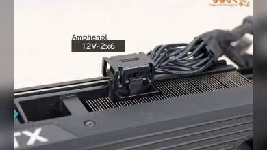 Connecteur Amphenol 12V-2x6 sur une carte graphique fond sombre net