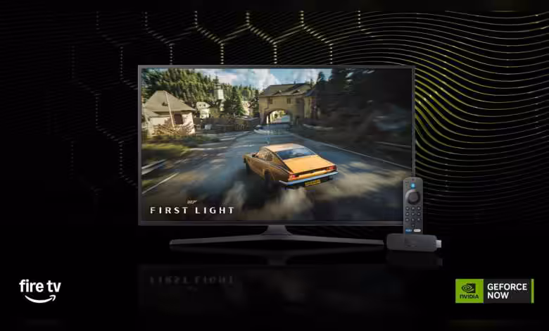 GeForce NOW arrive sur Amazon Fire TV : 1080p60 H.264, audio stéréo et 8 jeux ajoutés 1 Écran montrant le jeu "First Light" avec télécommande Fire TV et logo GeForce NOW.