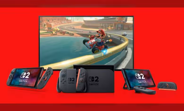 Nintendo Switch 2 : 155,37 millions de consoles pour toute la famille Switch, record absolu 1 Consoles Nintendo Switch avec écran, manettes Joy-Con et Mario Kart affiché sur la télévision.