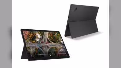 Lenovo ThinkPad X13 Detachable Gen 1 recto verso, fond noir.