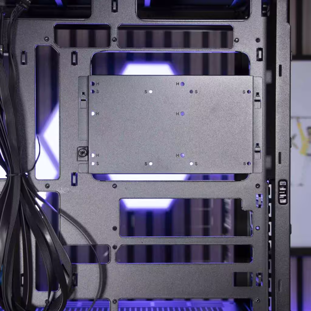 Thermaltake View 600 TG support disue dur acier amovible