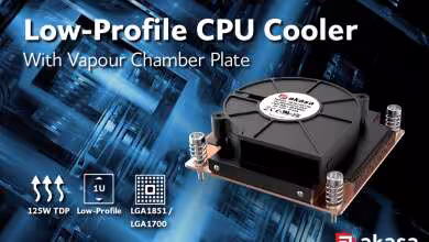 Ventirad Akasa AK-CC7409BP01 avec texte descriptif et spécifications en arrière-plan