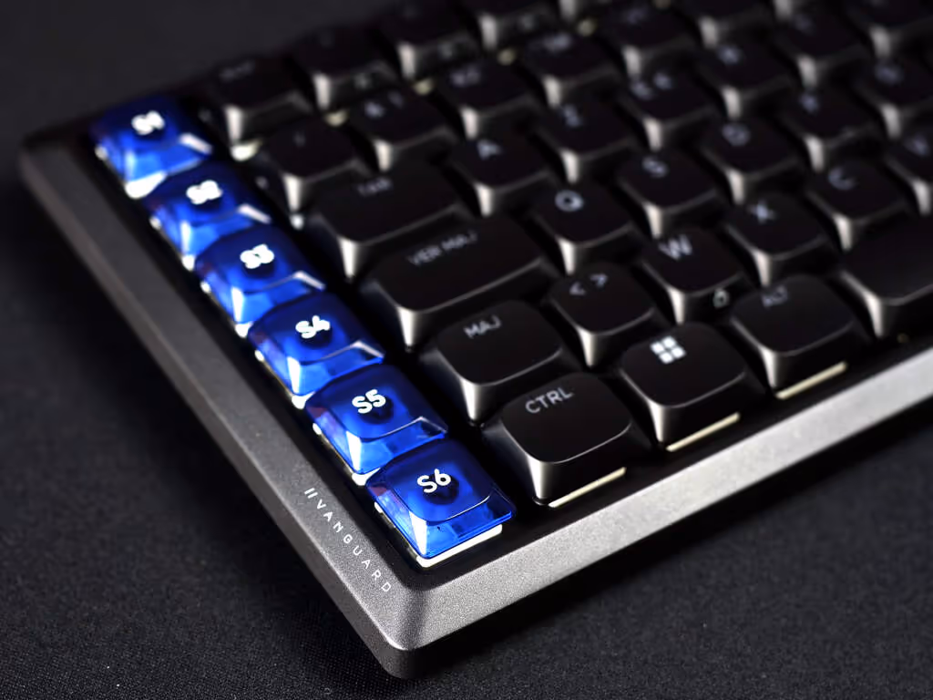 corsair vanguard air 99 wireless 02