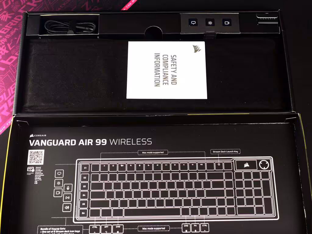corsair vanguard air 99 wireless box open