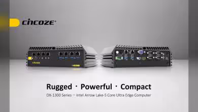 Deux ordinateurs industriels Cincoze DX-1300 montrant ports et connectiques sur fond gris.