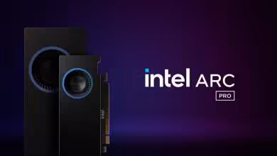 Cartes graphiques Intel Arc Pro sur fond bleu et violet