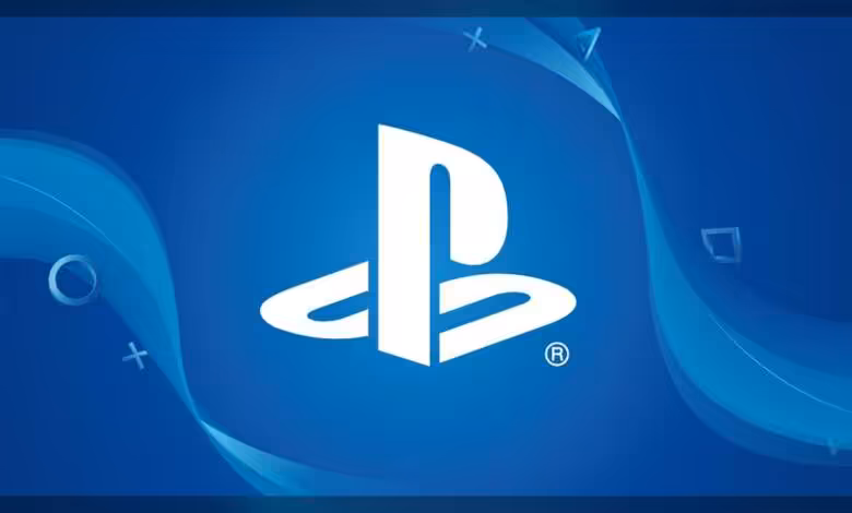 PlayStation 6 : 4K 120 fps visé, GPU RDNA 5 34–40 TFLOPS et RT 6–12× PS5 1 Logo de la PlayStation sur fond bleu, symbole distinctif de la marque.
