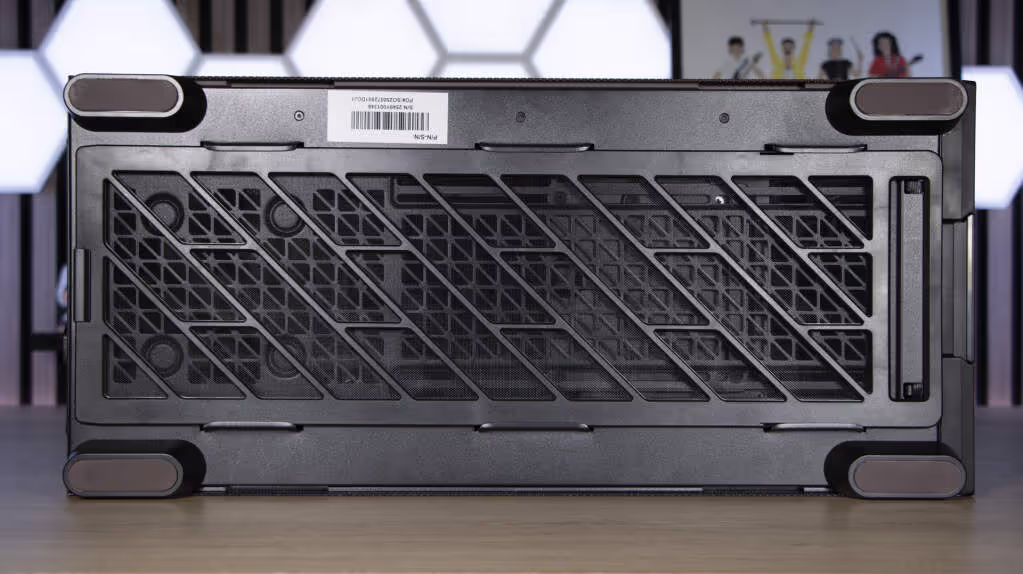 Antec Flux Pro Noctua Edition dessous