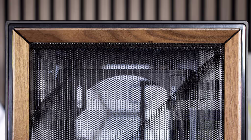 Antec Flux Pro Noctua Edition haut façade