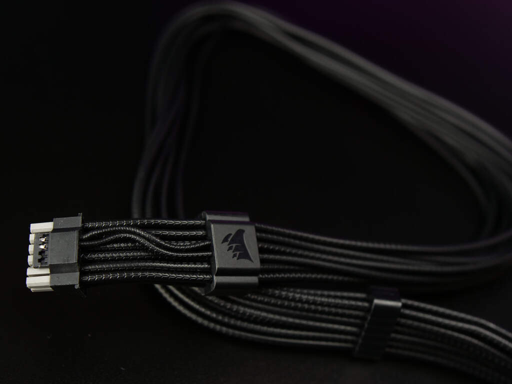 CORSAIR ThermalProtect 12V 2×6 02