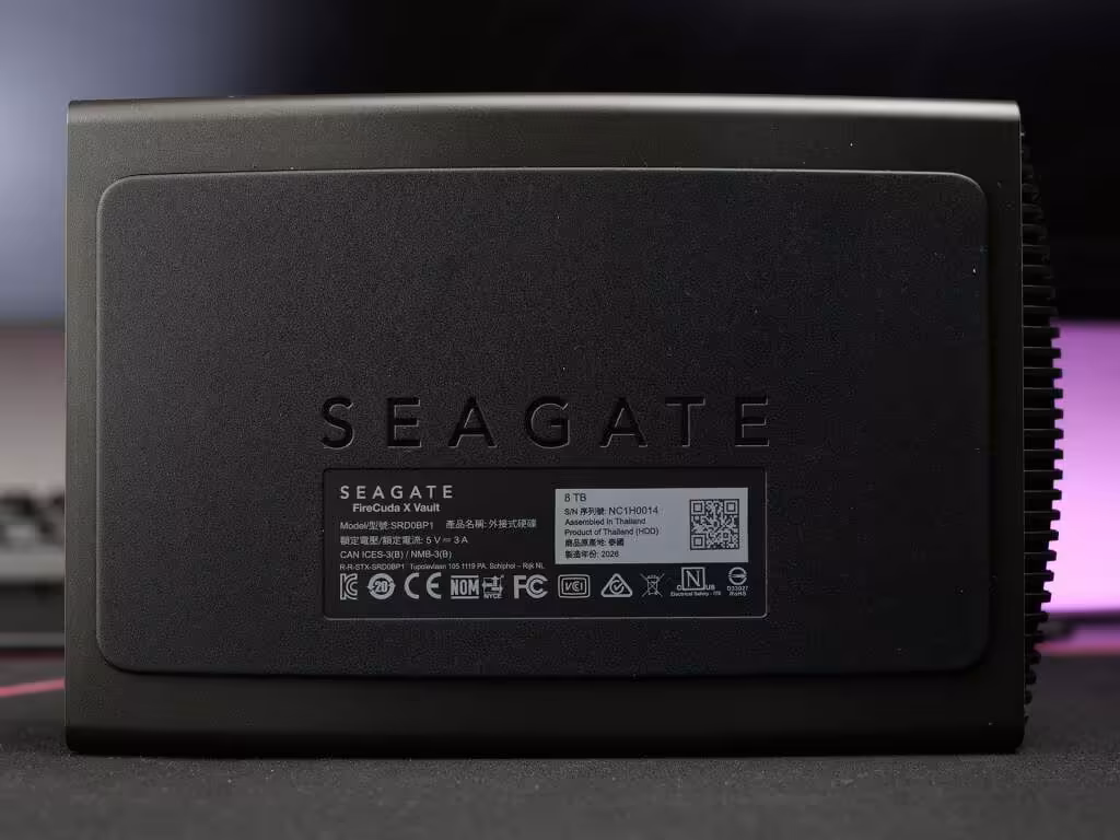 Seagate FireCuda X Vault 03