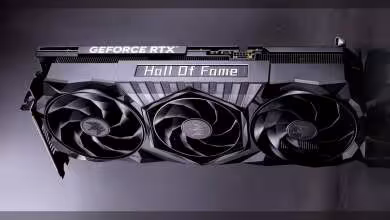 Carte graphique GALAX HOF avec ventilateurs triples, fond sombre et contraste élevé