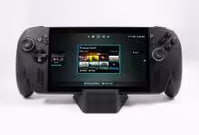 Console de jeu portable avec écran tactile, deux manettes intégrées sur les côtés