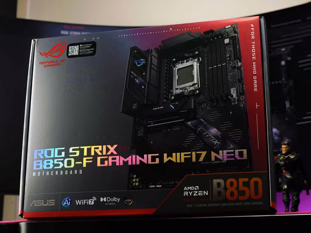 test rog strix b850 f gaming wifi7 neo box trois quart