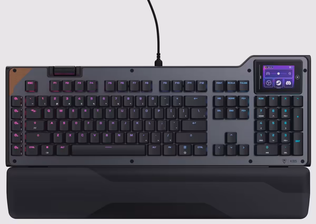 Clavier Turtle Beach complet avec écran et repose-poignet.