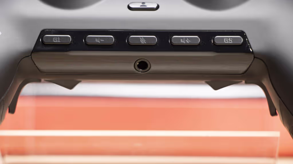 SCUF Omega boutons face