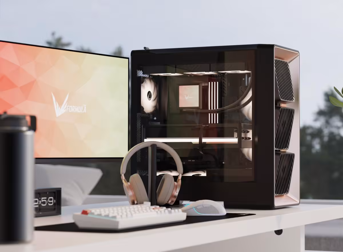 Air Power G10 : Formula V Line mise sur des ventilateurs frontaux orientables au Computex 2026 4 Setup bureau avec boîtier Formula V Line Air Power G10 et écran, casque et clavier sur la table