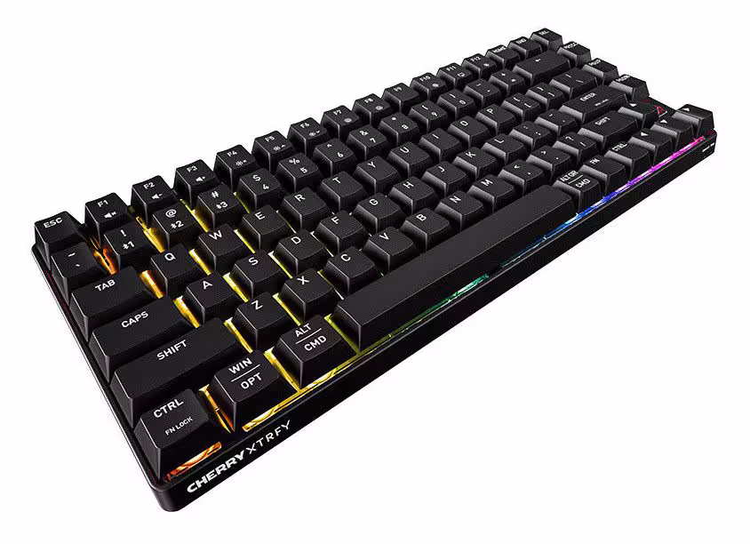 Cherry Xtrfy K33 Compact Wireless : un clavier 75 % tri-mode à 59,99 € pour jouer 5 Clavier Cherry Xtrfy K33 Compact Wireless noir avec éclairage RGB, vue produit sur fond blanc