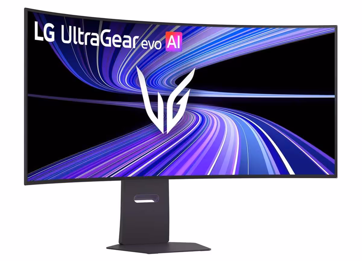 Écran LG UltraGear evo AI incurvé avec couleurs violettes, fond blanc.