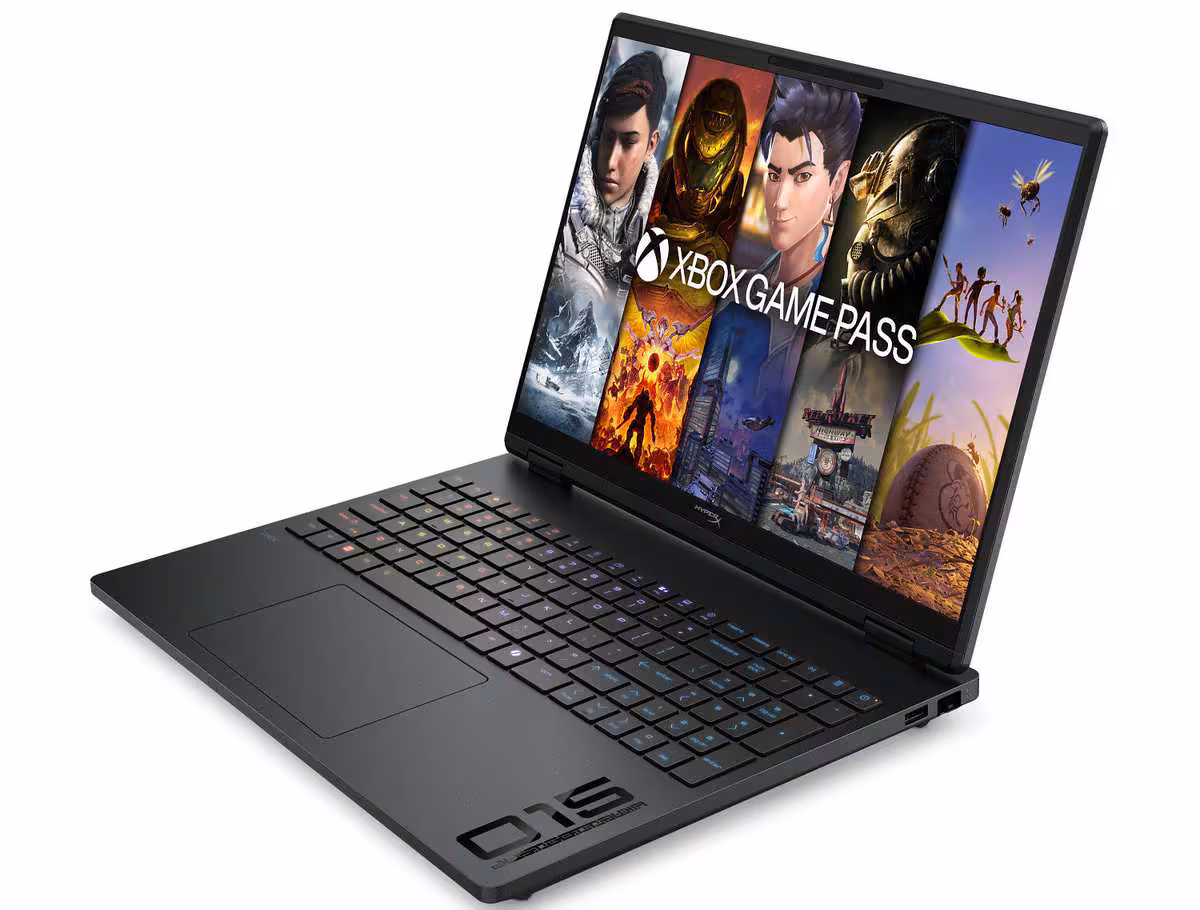 Laptop HP Omen 15 écran allumé avec Xbox Game Pass visibles.