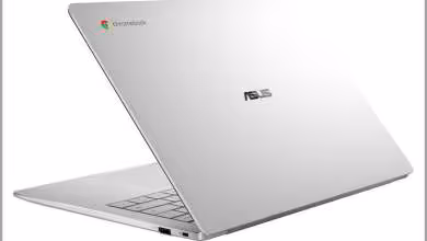 ASUS Chromebook CM14 en argent, vu de l'arrière, logo ASUS visible.