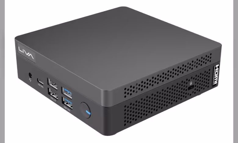 ECS COMPUTEX 2026 : LIVA, cartes mères et IA locale au cœur du salon de Taipei 1 Mini PC ECS LIVA gris, ports USB frontaux, boutons d’alimentation et grille de ventilation