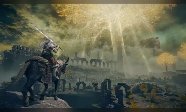Elden Ring Tarnished Edition sur Switch 2 confirmé pour 2026 malgré le silence 1 Elned Ring style fantasy artwork, chevalier à cheval devant une citadelle sous un arbre lumineux